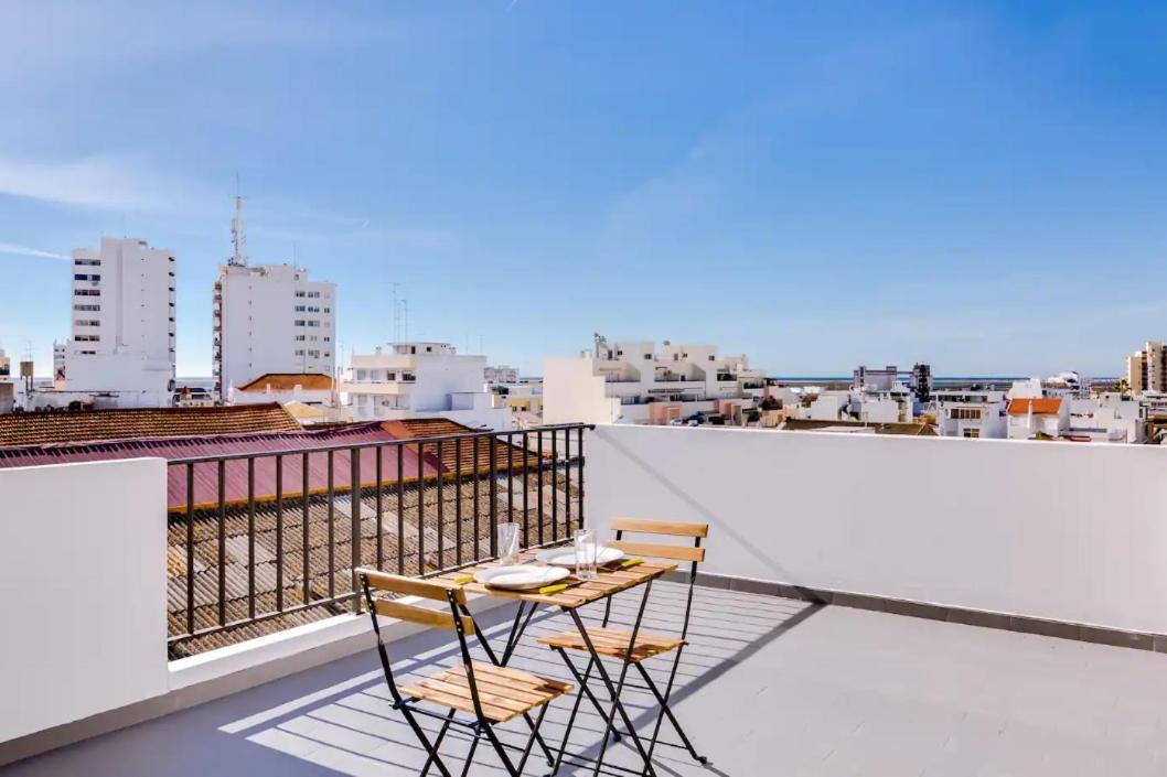 Blife Anya Private Rooms Фаро Екстериор снимка