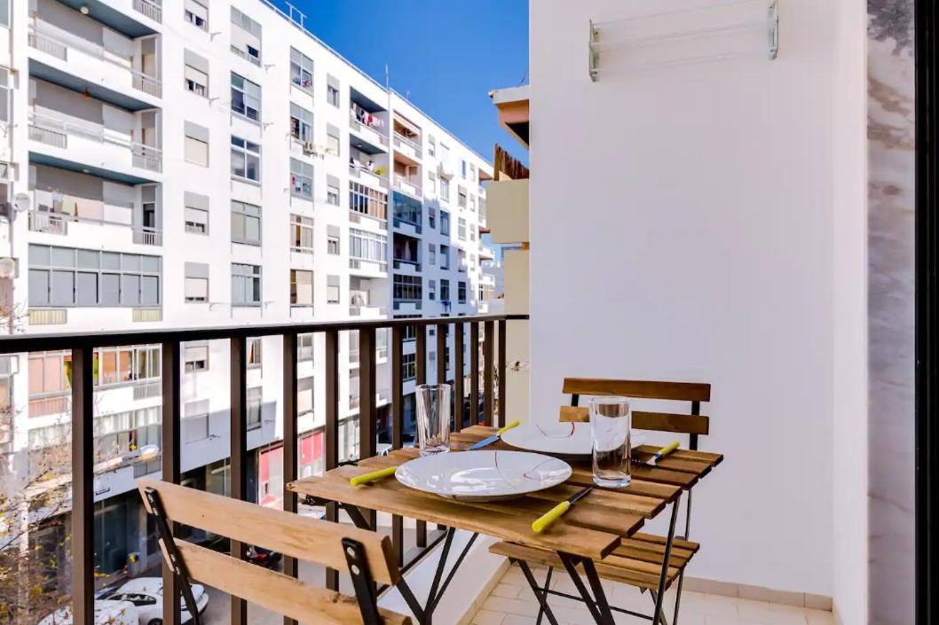 Blife Anya Private Rooms Фаро Екстериор снимка